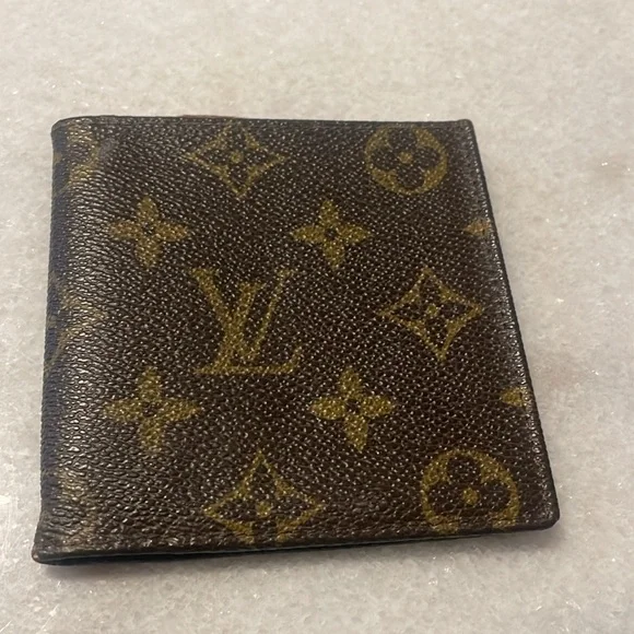 LV Monogram Wallet - Picture 1 of 12